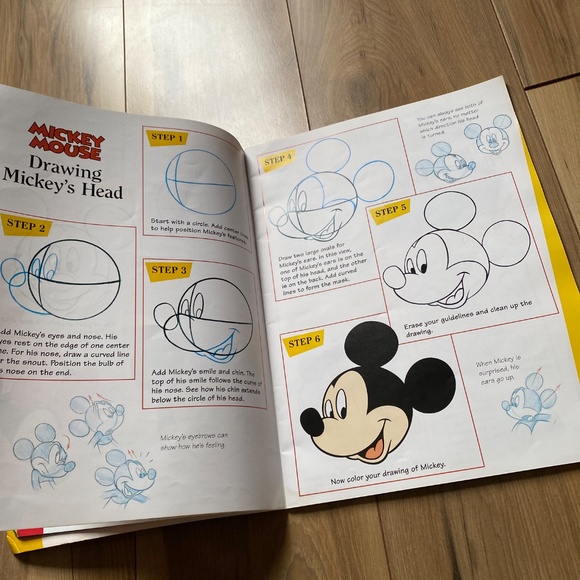Disney Mickey Mouse Drawing Book - Picture 8 of 16